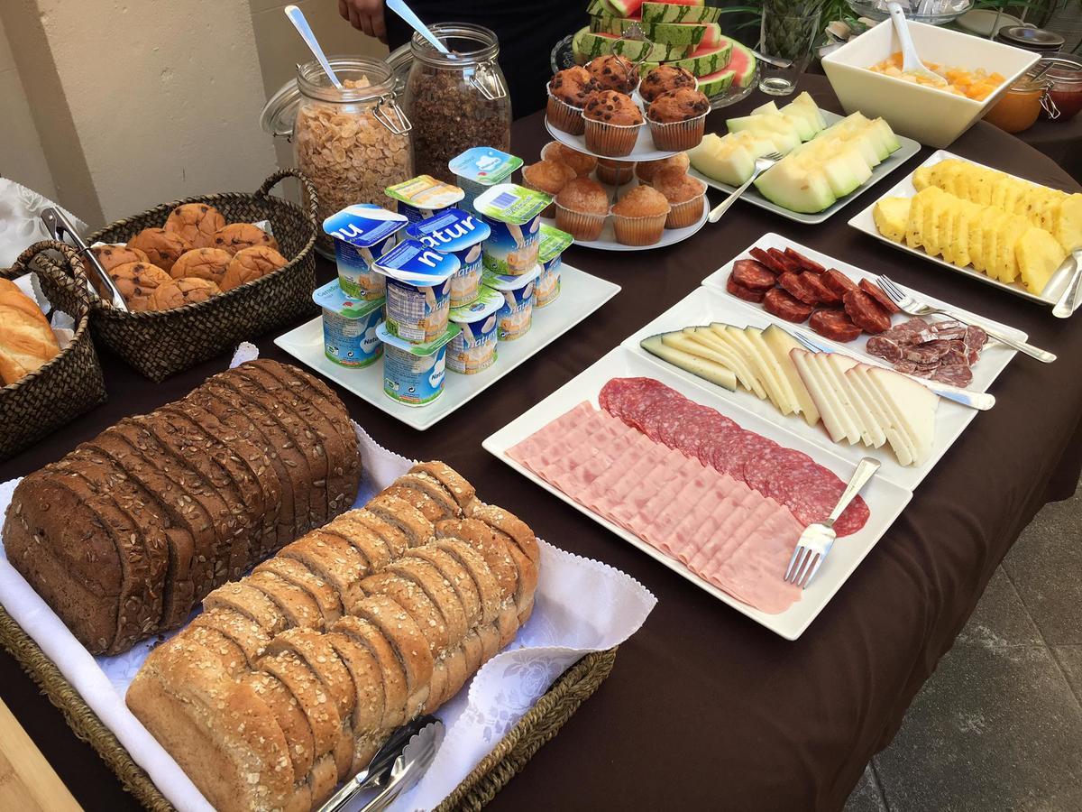 バルセロナ カサノバ ゲスト ハウス Bed & Breakfast エクステリア 写真