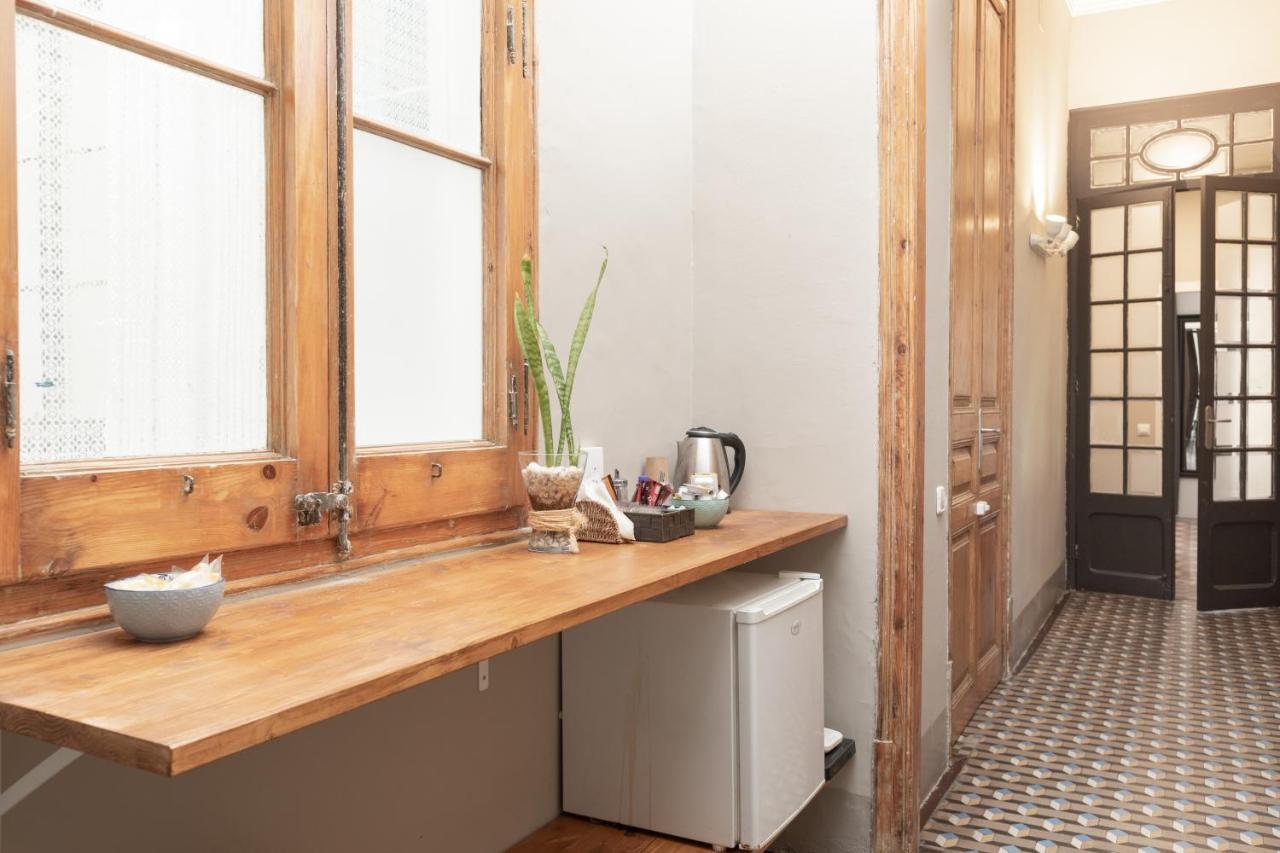 バルセロナ カサノバ ゲスト ハウス Bed & Breakfast エクステリア 写真